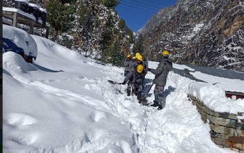 हिमपहिरामा पुरिएका छन्त्याल अझै फेला परेनन्